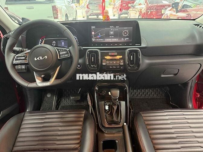 Kia Sonet 2023 Premium 1.5 AT - 16000 km
