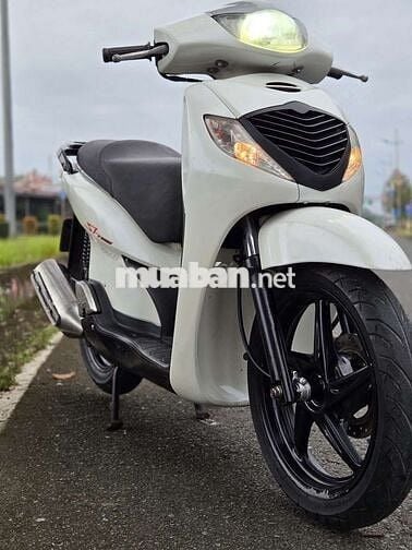 Em muốn bán chiếc Honda 150Fi up Ý