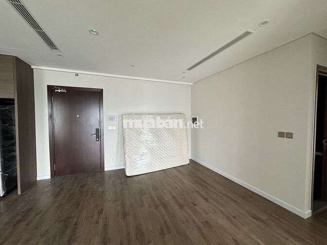Hoàng Thành Pearl, Nguyễn Văn Giáp 80m2 2PN 2VS đồ cơ bản giá 14tr/th