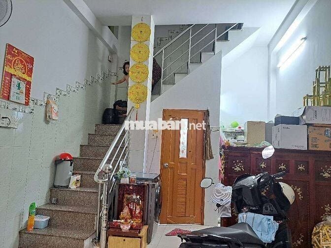 Quận 6 - Bán nhà 3 tầng 30m2 đường An Dương Vương 3 tỷ 6