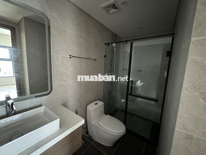 Hoàng Thành Pearl, Nguyễn Văn Giáp 80m2 2PN 2VS đồ cơ bản giá 14tr/th