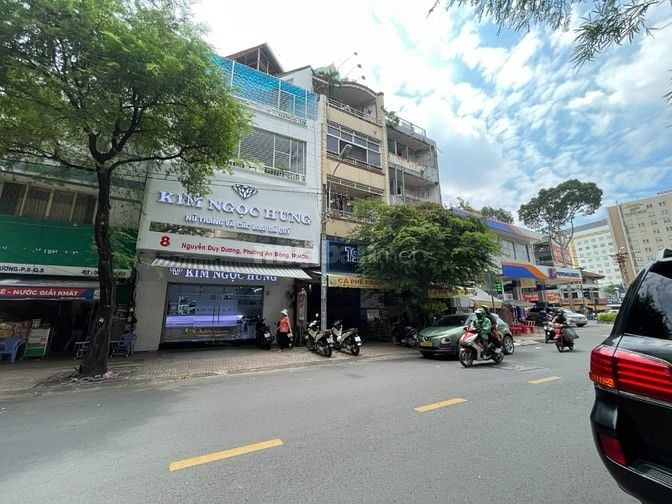 Bán nhà mặt tiền Nguyễn Duy Dương