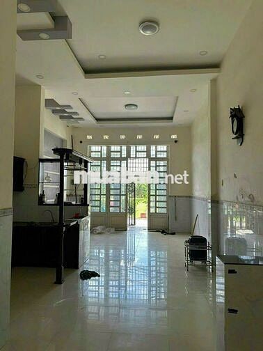 Bà Điểm bán Gấp nhà 100m2 Chỉ 950 Triệu Không tranh chấp SHR Xem ngay!