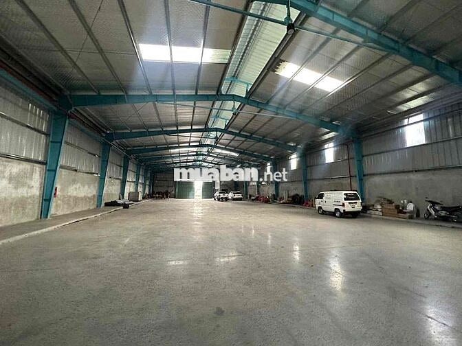 Kho xưởng Bình Tân (mặt tiền QL1A) DT: 1.300 m² giá: 110tr/th
