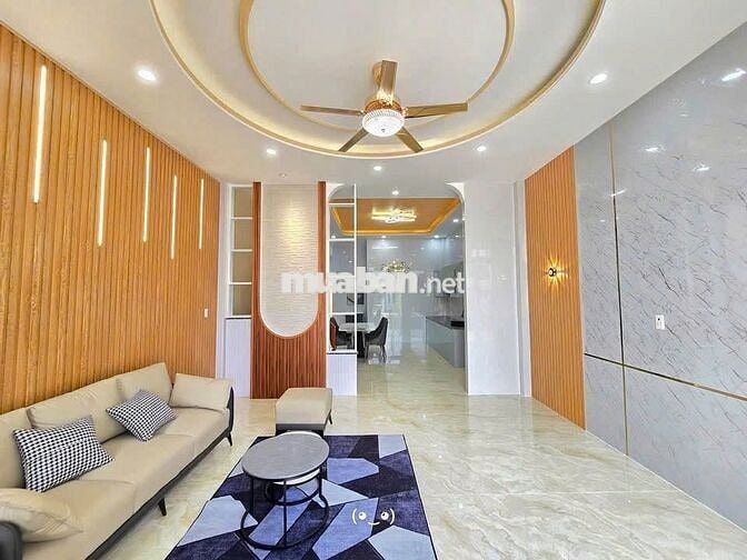 Gần Khu Vực Trường Lái Bửu Long