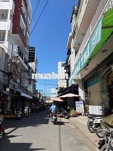 CHo thuê nhà hẻm đường Lê văn quới 4x20m cấp 4 gần chợ đông đúc