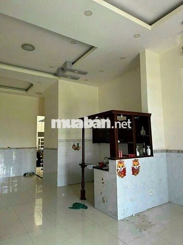 Bà Điểm bán Gấp nhà 100m2 Chỉ 950 Triệu Không tranh chấp SHR Xem ngay!