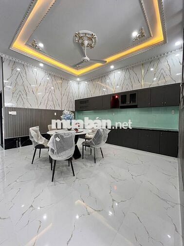 Nhà phố 1 trệt – 1 lầu - Gần chợ Bình Chánh - Sổ hồng riêng