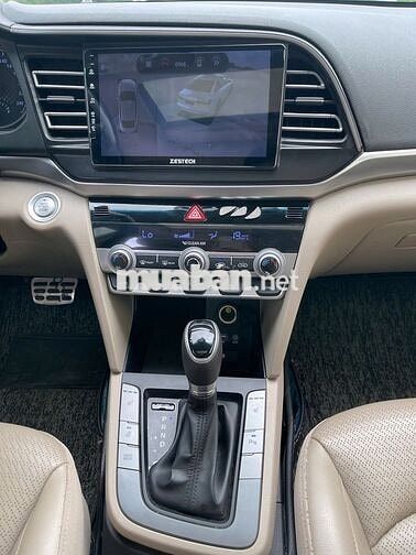 Hyundai Elantra 2021 2.0 AT Sport thế hệ mới nhất