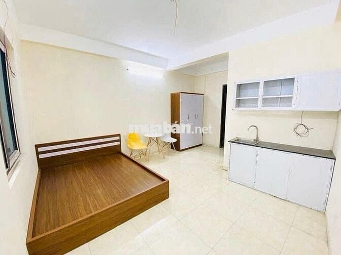 Ccmn 38 ngách 40 chính kinh phòng 2,2tr khép kín đủ điều hòa,nóng lạnh