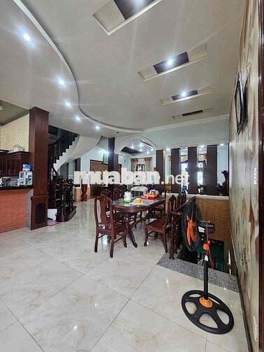 BÁN CĂN BIỆT THỰ TÂM HUYẾT SÀI GÒN