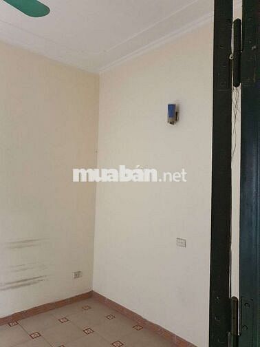 Phòng trọ ngõ 32 Đỗ Đức Dục 20m2 điều hòa, nóng lạnh - Giá 2,6 triệu