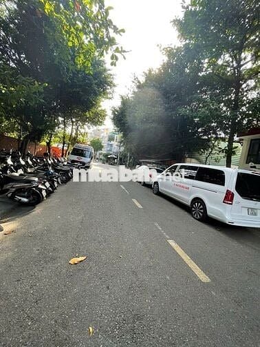 Cho thuê mbkd mặt tiền đường số 1B dt 10x20m kd tự do