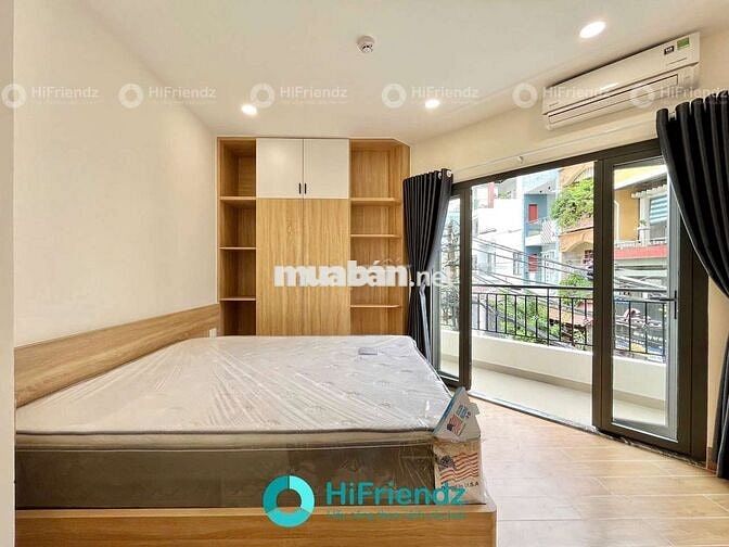 Cho thuê căn hộ bancol mới xây 35m2 ngay cầu Nguyễn Văn Cừ đường Oto