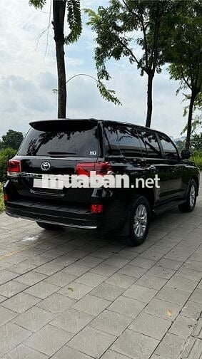 Land Cruiser 4,6 sản xuất 2020, 1 chủ, tên công ty