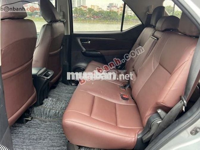 Toyota Fortuner 2.4G 4x2 MT 2019