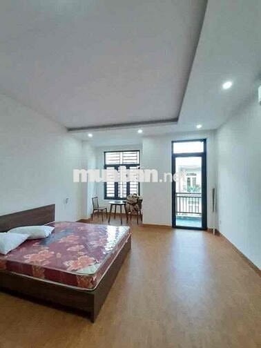 CHO THUÊ NHÀ NGUYÊN CĂN 2TẦNG GẦN BIỂN,GẦN CHỢ ĐƯỜNG RỌNG RÃI THOÁNG M