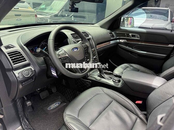 Ford Explorer 2018 2.3L Ecoboost - 95000 km