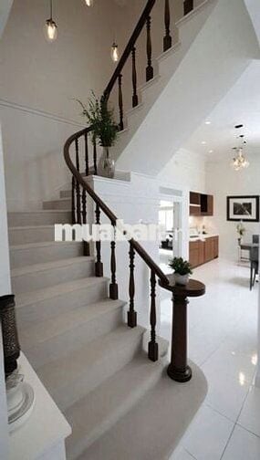 Bán nhà đẹp HXH phường tân quy Q7 DT:4x15m