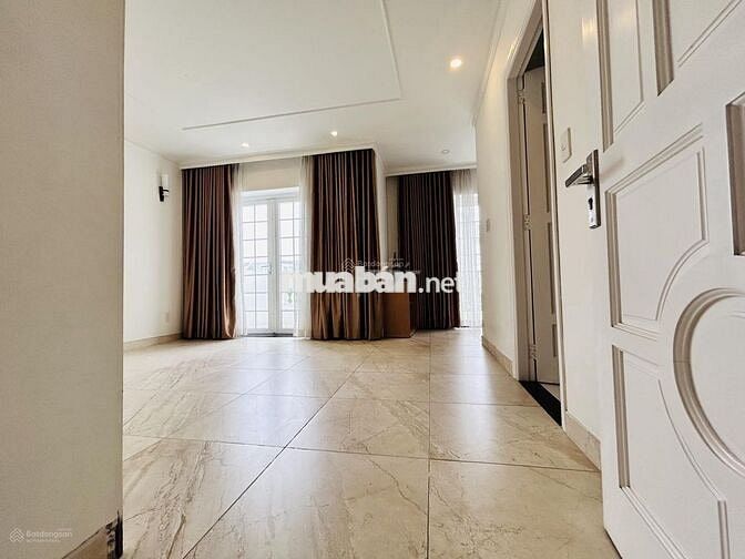Nhà Đẹp Nguyên Căn Đường Đồng Nai, P2, Khu Sân Bay. 6x17m. 3 Lầu