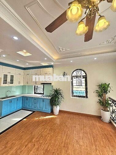 BÁN NHÀ NGUYỄN VĂN LINH – Ô TÔ TRÁNH – 6 TẦNG THANG MÁY – 50m² – 12 TỶ