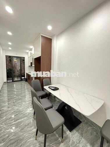 BÁN NHÀ 5 TẦNG CỰ KHỐI – Ô TÔ ĐỖ CỔNG – 35m² – 4,6 TỶ