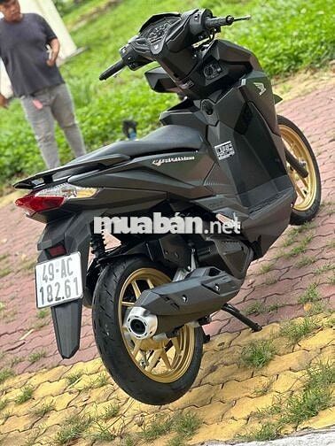 Vario 150 2018 đen nhám mâm đồng máy zin !!!