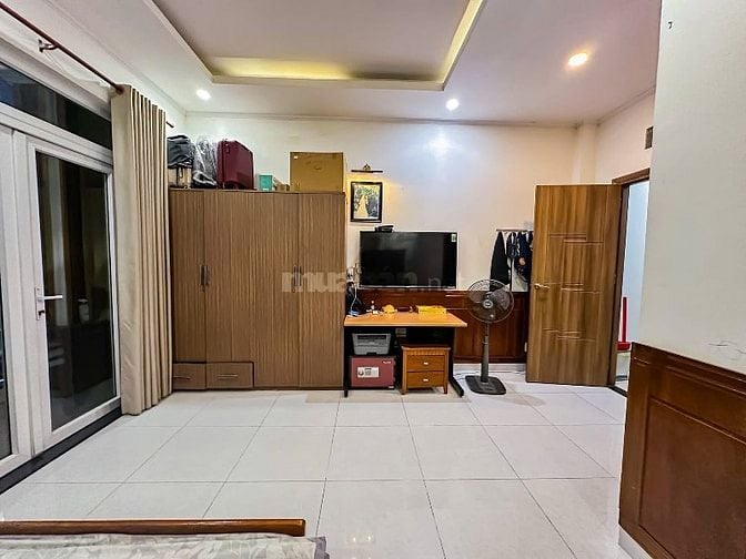 ⭐️Nhà 3 Lầu DT:5x15 tuyệt đẹp Cao cấp Huỳnh Văn Nghệ, P15, Q.Tân Bình.