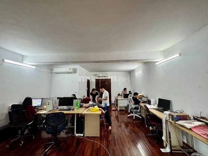 Cho thuê văn phòng 550m2 số 2F ngõ 264 Hoàng Văn Thái, Hà Nội