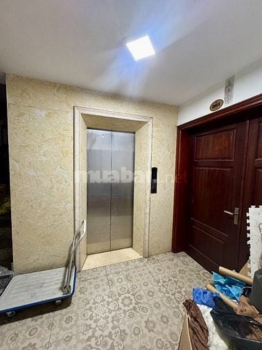 Cho thuê văn phòng 550m2 số 2F ngõ 264 Hoàng Văn Thái, Hà Nội