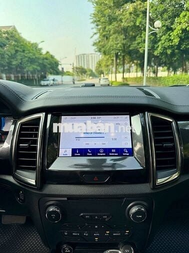 Ford Everest 2020 Titanium 2.0L 4x2 AT - 80000 km