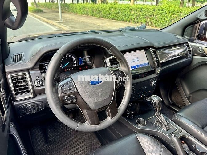 Ford Everest 2020 Titanium 2.0L 4x2 AT - 80000 km