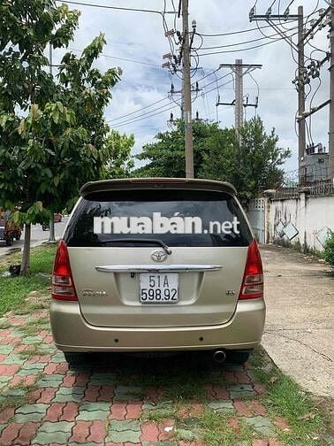 Toyota Innova 2006 G - 210000 km