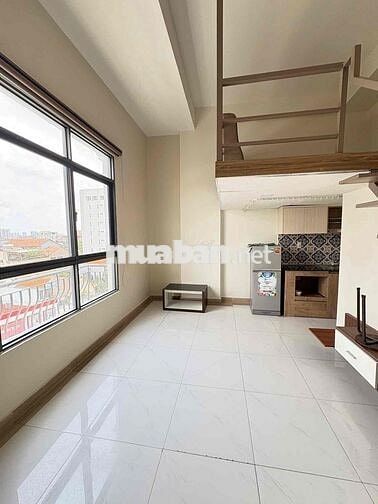 Gác Cao - Cửa Sổ Lớn đầy đủ nội thất Máy giặt riêng Tân Quy Quận 7