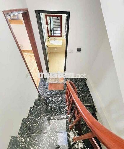 THẠCH BÀN – LÔ GÓC 33M² – 4 TẦNG – GẦN CHỢ ĐỒNG DINH – GIÁ 5 T Ỷ
