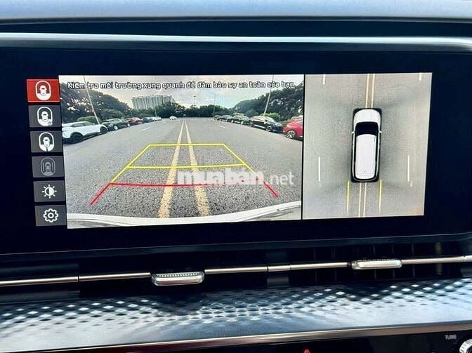 KIA Carnival 2022 2.2D Signature 7c - 76000 km