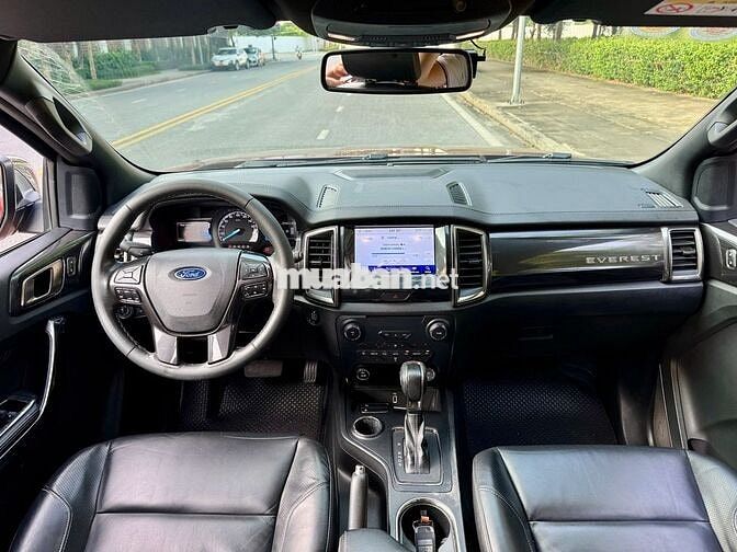 Ford Everest 2020 Titanium 2.0L 4x2 AT - 80000 km