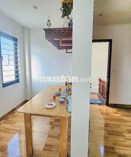 THẠCH BÀN – LÔ GÓC 33M² – 4 TẦNG – GẦN CHỢ ĐỒNG DINH – GIÁ 5 T Ỷ
