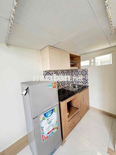 Gác Cao - Cửa Sổ Lớn đầy đủ nội thất Máy giặt riêng Tân Quy Quận 7