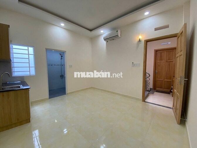 Cho thuê phòng đẹp 20m2 hẻm 120 Vũ Tùng, có máy lạnh, kệ bếp, WC riêng