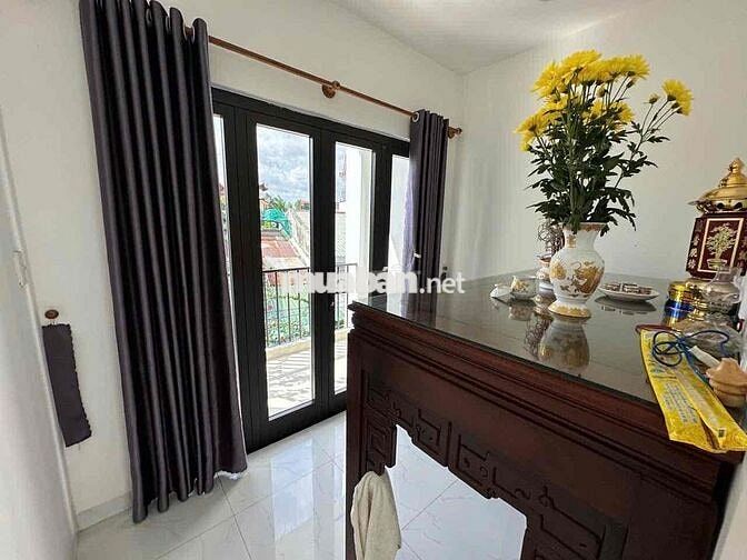 - Căn góc 2 mặt tiền hẻm ô tô cách đường Bờ Đắp Vĩnh Hiệp
