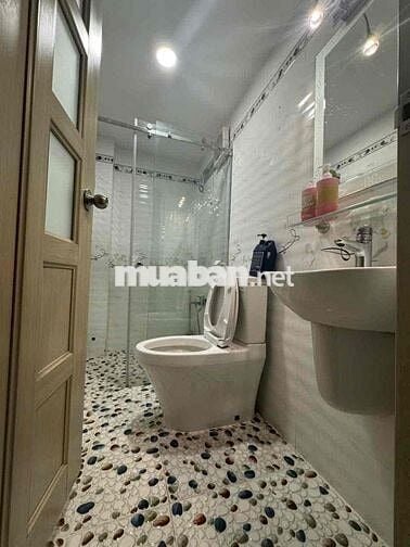 Cho Thuê Nhà MT Lê Sao , Ngay Tiểu Học Lê Văn Tám , CoopMart Thạch Lam