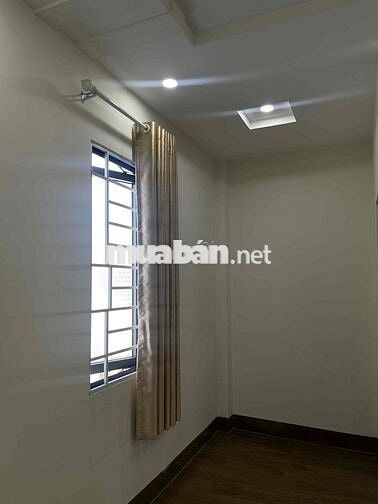 Phòng cho nữ thuê trong nhà nguyên căn Thủ Đức