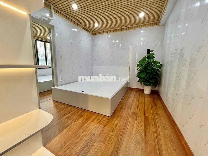 Bán nhà tập thể phố nguyễn Chính nhà đẹp 2 thoáng ở ngay 90m tầng 2 gi