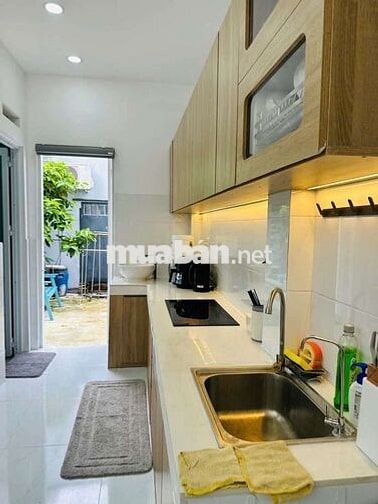 Nhà 1 trệt 1 lầu full nội thât cao cấp hẻm 151 liên khu 4/5 BHH B