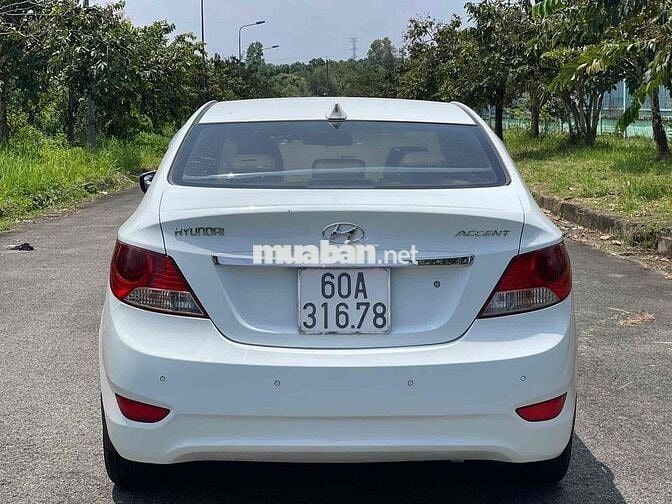 Hyundai Accent 2012 1.4 AT - 90000 km