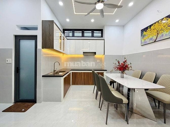 Giảm sâu 600 triệu. Bán Nhà Kỳ Đồng Q3 dt 70m2/3ty800. Cho thuê 17tr