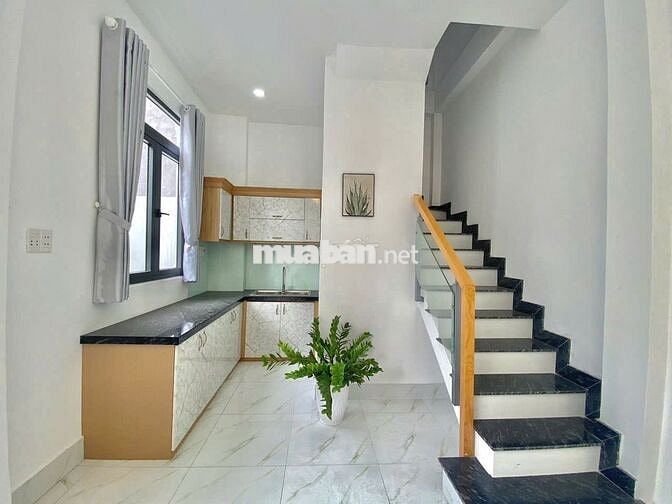 3 lầu, HXH, SH, Liên khu 5-6, 2 tỷ 350 thương lượng !!!