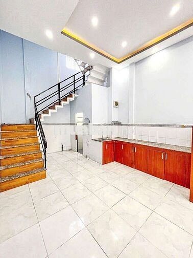 Nhà 2 phòng Hẻm 233 Nguyễn Văn Cừ