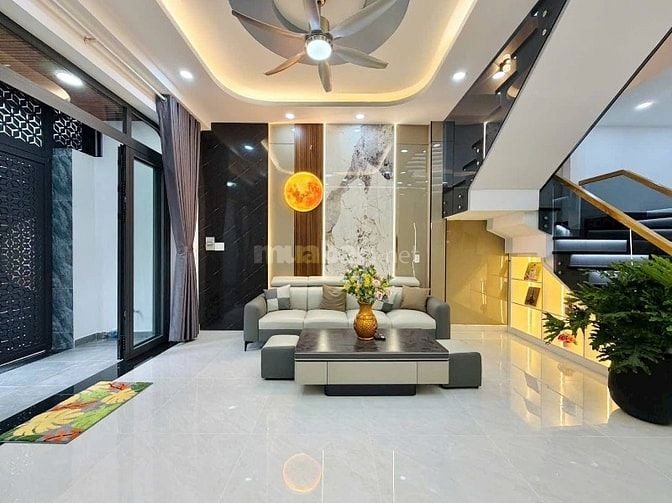 Giảm sâu 600 triệu. Bán Nhà Kỳ Đồng Q3 dt 70m2/3ty800. Cho thuê 17tr